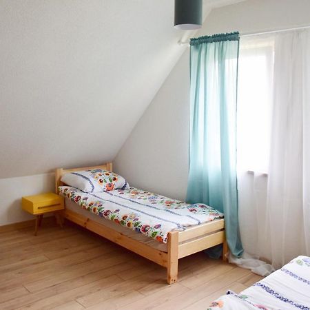 Pastelowy Domek Z Balia Elektryczna Z Jacuzzi Zalakowo Exterior foto